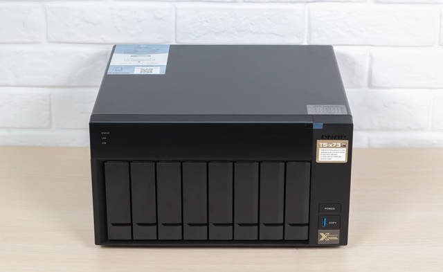 QNAP TS-873 NAS测评：它或许可以满足你对NAS所有的向往_搜狐网