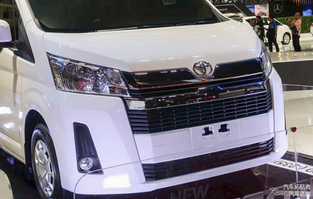 bims 2019 :新一代 toyota hiace commuter 实车现身!