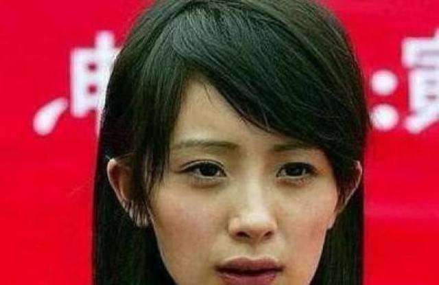 5位女星剛出道時的樣子,楊冪一言難盡,劉亦菲可愛,只有她沒變