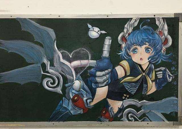 王者荣耀:学渣把英雄画入黑板报,激怒了校长,却逗笑了美术老师!