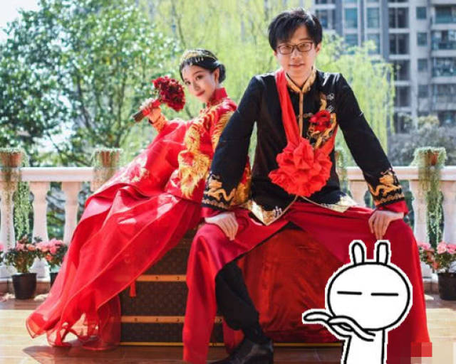 miss参加婚礼晒美照,若风当着面"撒狗粮",抱着的本该是你_手机搜狐网