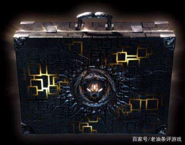 出自《鬼泣4》,潘多拉魔盒是但丁使用的武器之一,其外观是一个公文箱