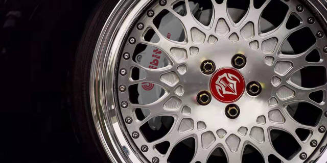 为斯巴鲁brz而无法自拔 迪比特dibite刹车改装案例