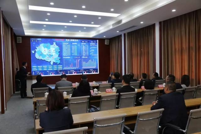 3月25日至28日,中组部党员教育中心副巡视员刘美彦一行4人来川,调研