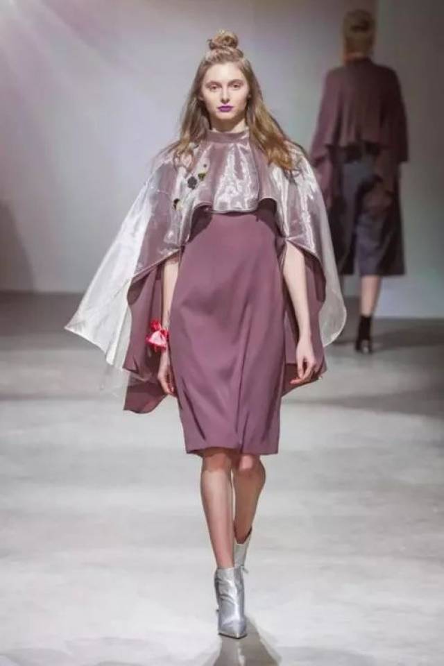 为什么缎光釉现代仿古砖越来越流行?