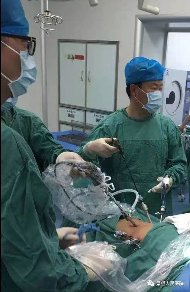 【新技术新项目】微创技术再上新台阶——我院成功完成首例腹腔镜下