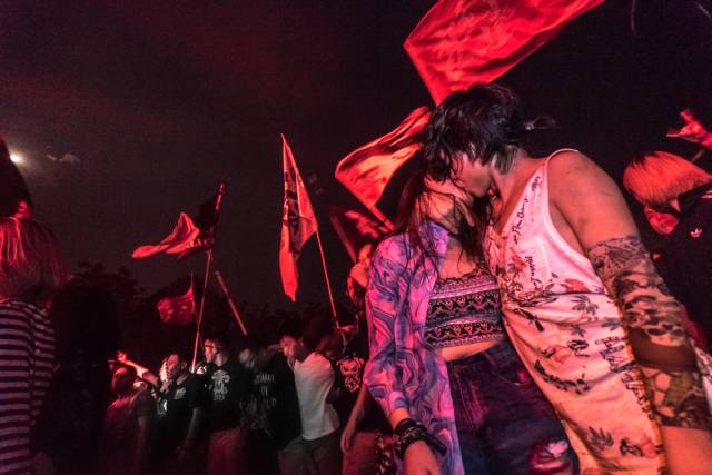 到底是有多疯狂的摇滚力量,让乐迷都得了"迷笛后遗症"