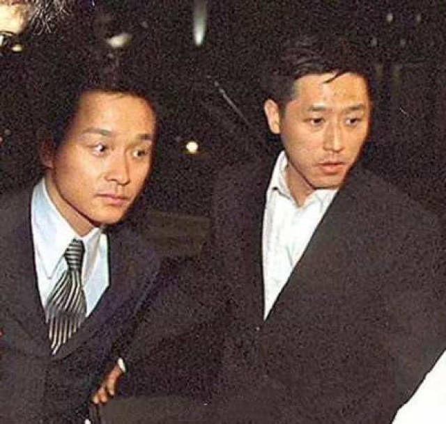 唐鹤德缅怀张国荣过去多少快乐记忆何妨与你一起追