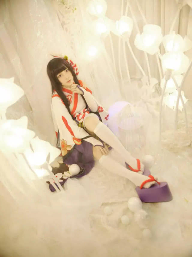 阴阳师手游 超纯的白丝雪女 好美呀 捏捏小脸蛋!