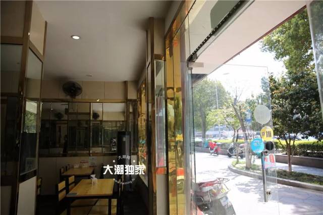 来晴饮食店：传统与创新的味道之旅