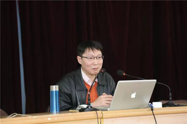 峰峰一中 | 南开大学张天浩教授到我校讲座