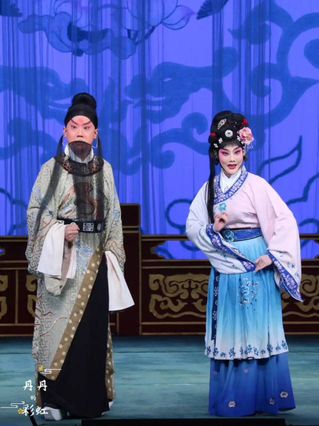 北京京剧院演唱会 张凯 朱虹《马前泼水》选段_手机搜狐网