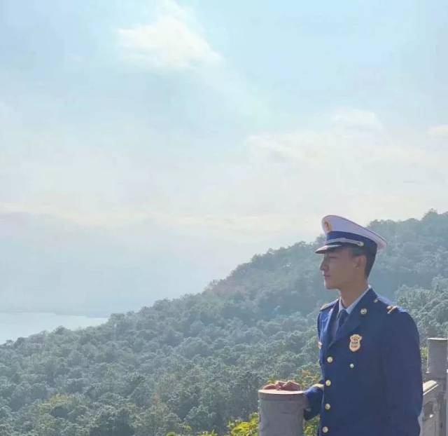 救火英雄刘代旭:老师眼中的骄傲,排球场上的阳