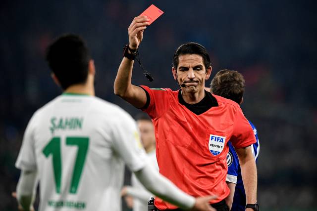 足球——德国杯:不来梅晋级四强