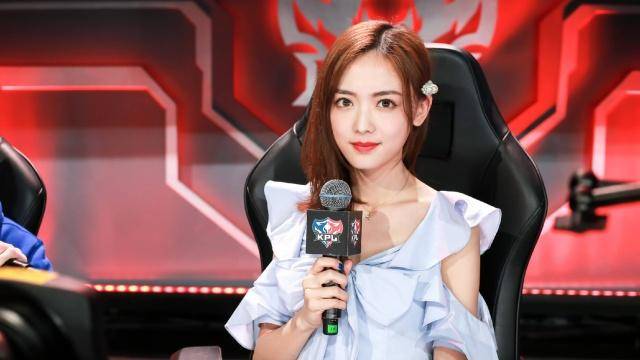 王者荣耀kpl最受喜爱的女解说gini琪琪的粉丝坐不住了