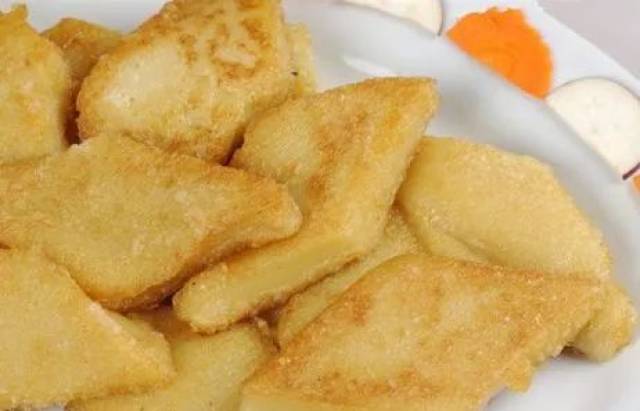 黄糍,如鸡蛋般大小