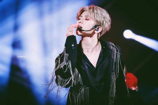 蔡徐坤将代言lol?官网一条公告引热议,网友:回家卸载游戏_手机搜狐网