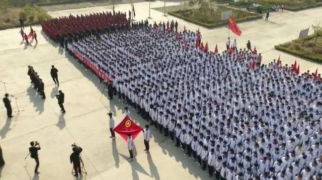 清明祭:缅怀英烈,青州人在行动……