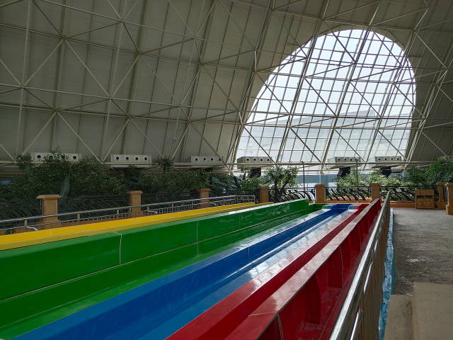 位于山东省滨州市惠民县滨惠大道附近的水上乐园整装待发期待与市民