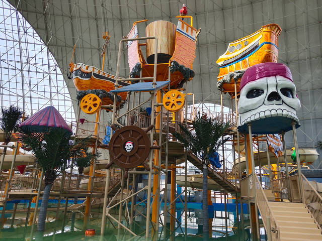 位于山东省滨州市惠民县滨惠大道附近的水上乐园整装待发期待与市民