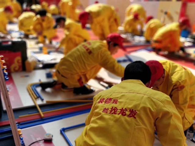 西安龙发装饰|直播工匠技能大比武,质量才是