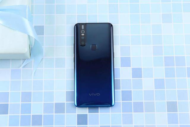 vivos1冰湖蓝图片图片