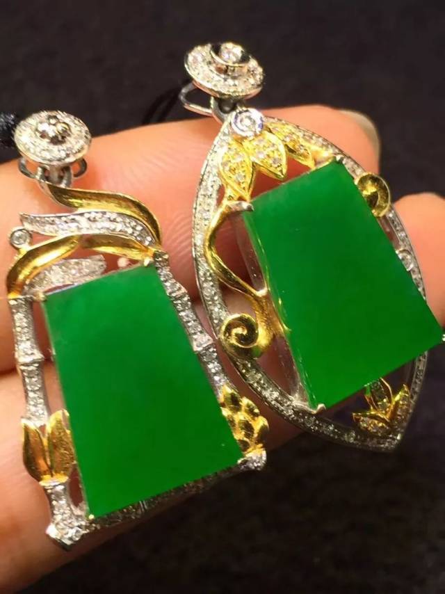 翡翠越绿越贵?挑对才显贵!买对才戴对!