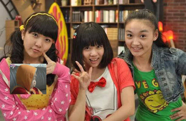 《疯丫头》已播十年,"爆米花"晒十年前后对比照,还是熟悉的牙