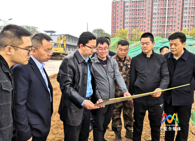 上党区:常永峰,李翔调研重点工程项目建设情况