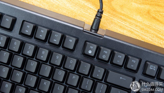 打造桌面最炫光污染,联力包豪斯-o11雷蛇版,雷蛇键鼠垫装机晒单_手机