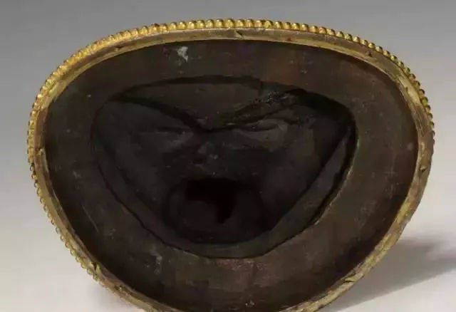 铜鎏金佛像的巅峰之作--永宣造像鉴赏