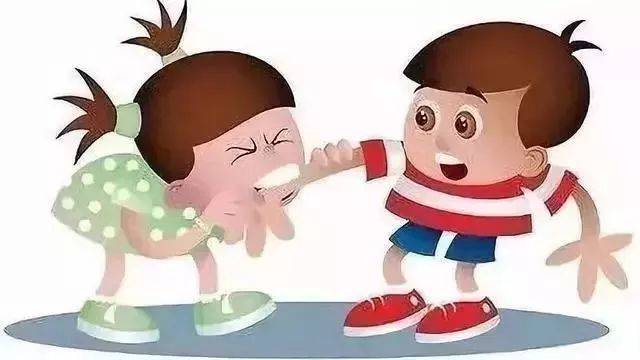 孩子有打人,咬人等攻击性行为怎么办!5个教育方法比打骂好10倍