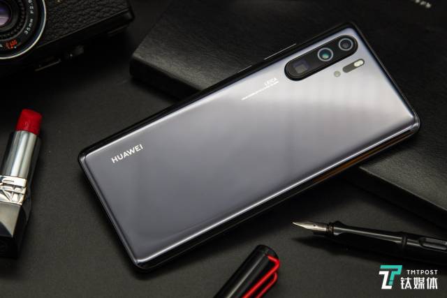 超感光徕卡四摄再度提升拍照能力,华为 p30 pro首发评测 | 钛极客