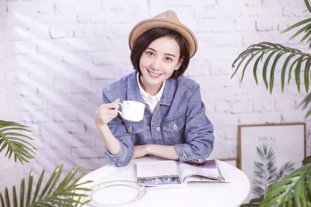 "玉波"陆怡璇明天就回来过泼水节,你们寨子不会输了吧?