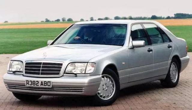 20年前,桑塔纳和奔驰卖多少钱?答案让人震惊!