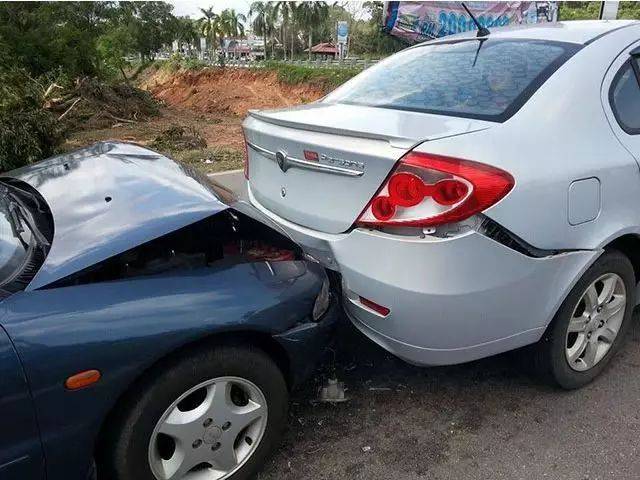 马来西亚发生车祸时,该怎么处理?_手机搜狐网