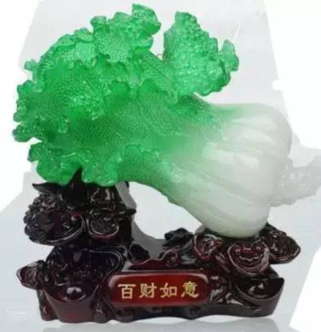 翡翠白菜 置物 中国新疆和田玉？ 和田玉白菜摆件赏鉴_和田玉收藏_资讯中心_中国和田玉网