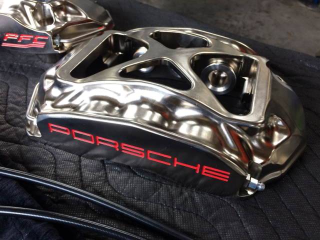 怒拆brembo刹车-保时捷全套升级:pfc刹车