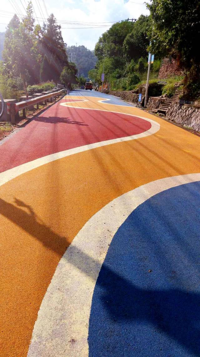 江西上饶彩色防滑路面用彩色陶瓷颗粒分析