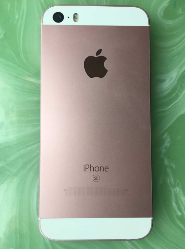 网友入手小钢炮iphone se,一周之后发现有问题_手机搜狐网