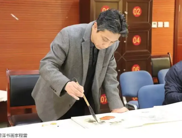 书画名家齐聚菏泽演武楼举办墨韵花城书画联展活动