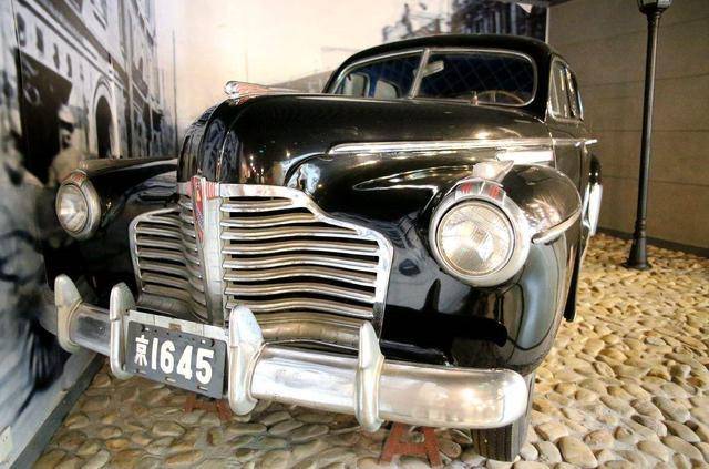 民国时的汽车有多贵,一般富豪别想,末代皇帝买起来都肉疼