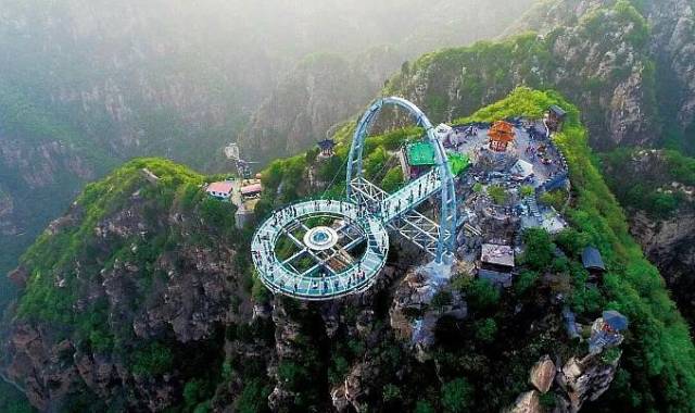 3日野三坡三天纯玩,百里峡,体验玻璃栈道 玻璃吊桥,赠送篝火,鱼谷洞探