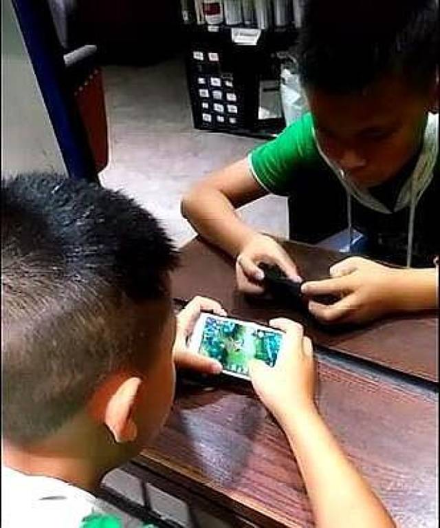 王者荣耀: 真实的小学生他们都是什么段位, 爆出来, 吓到你!