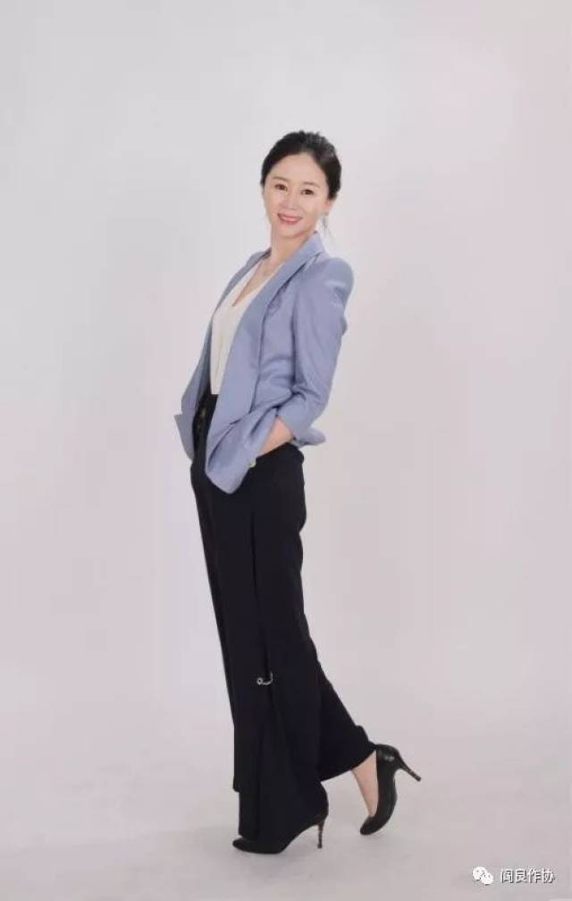 女歌唱家穆娟抒情演唱《阎良甜瓜熟了》