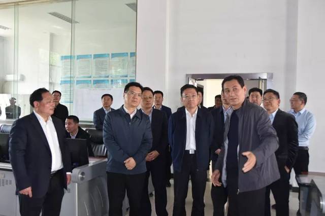 4月18日上午,省发展改革委副主任,省发改委能源局局长杭海在徐州市委