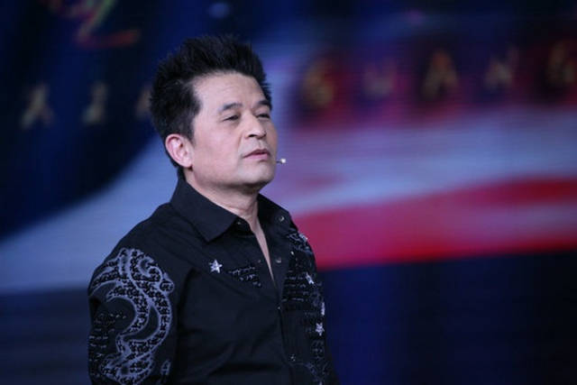 60岁的"毕福剑"回央视复出?肚子脸型发福,网友:众望所归_手机搜狐网