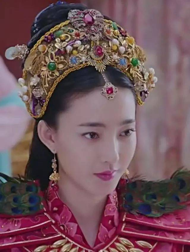 原创王丽坤到底有多爱红衣古装?演了7部古装剧只有一部没穿!