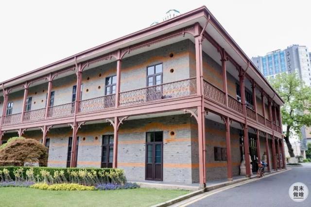 新中院 几经改变后,如今它早已摇身变为 「董浩云航