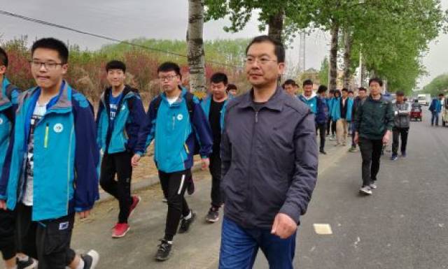 筑梦远足再出发涿州三中励志远足